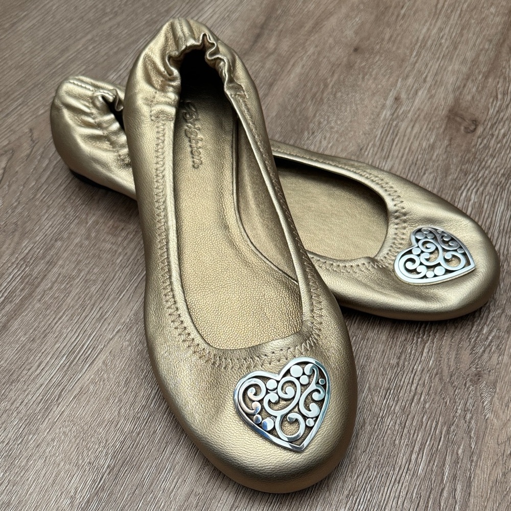 NWT Brighton Metallic Gold Leather “Heart” Ballet Flats